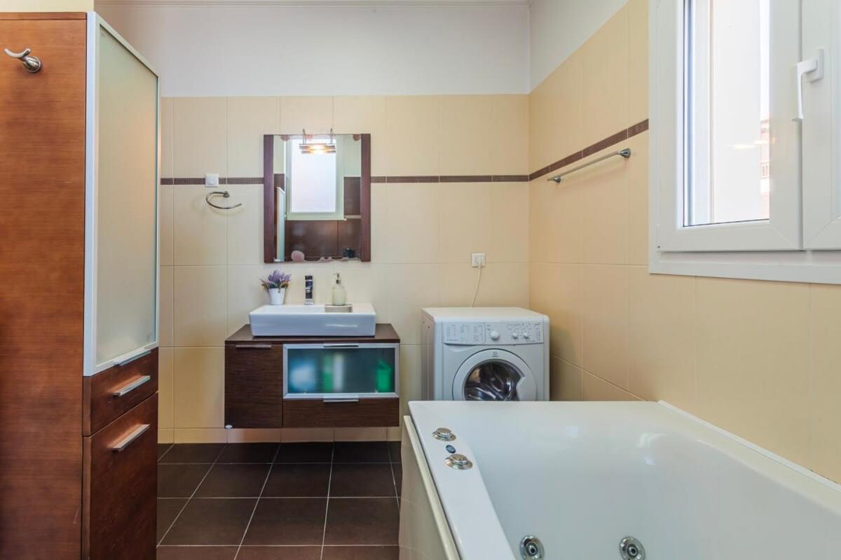 Navarino Captains Villa - Lux Private Pool Retreat マラトポリス エクステリア 写真