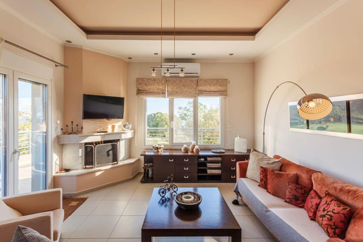 Navarino Captains Villa - Lux Private Pool Retreat マラトポリス エクステリア 写真